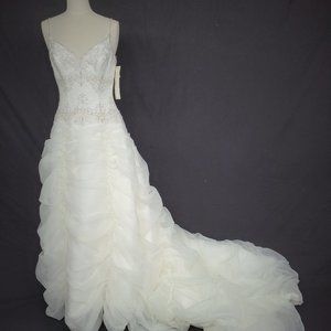 Brand New With Tag Signature Design Wedding Dress